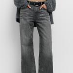 Straight-leg jeans stars